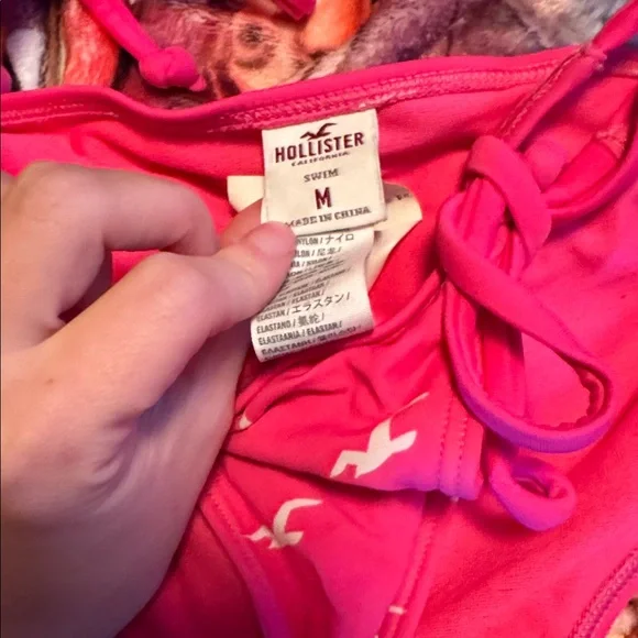 Hollister Bikini - Picture 3 of 7